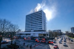 2023-02-28 Feuer in Hochhaus - gegenüber der Hamburger Meile